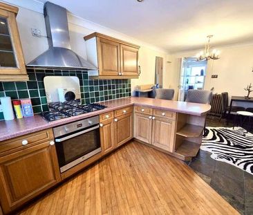 The Back, Chepstow, Np, NP16 - Photo 1