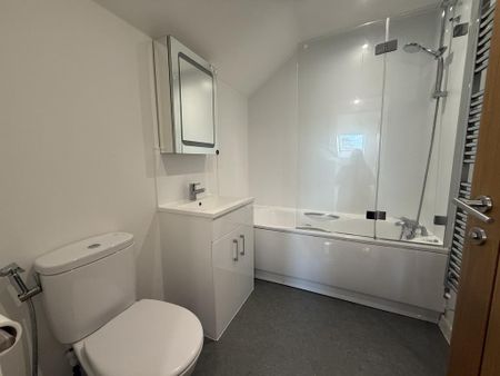 2 bedroom flat to rent - Photo 5