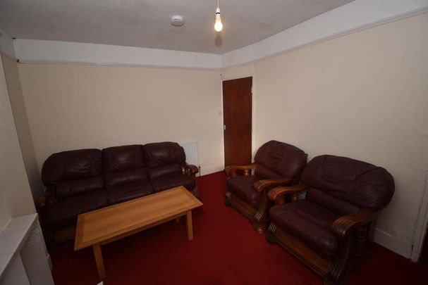4 bedroom house to rent - Photo 1