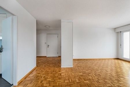 Living in the countryside - Photo 2