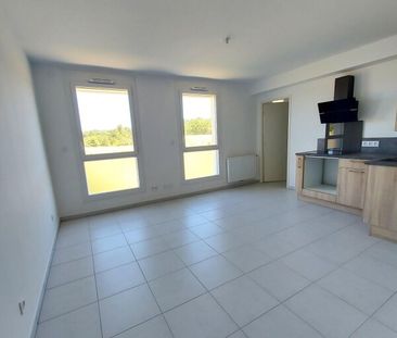 Location Appartement 1 pièce 29m² NIMES 30900 - Photo 2