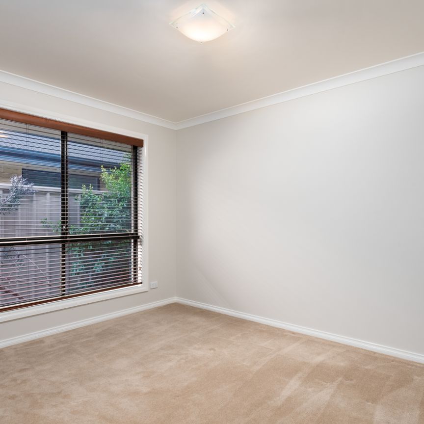 Stylish And Comfortable Townhouse Living - Photo 1