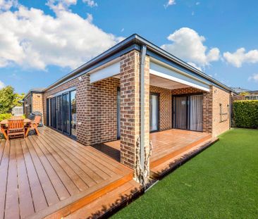 Exceptional Family Comfort in the Rosenthal Estate - Photo 4