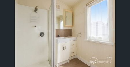 3 Bedroom Home Full of Character - Photo 5