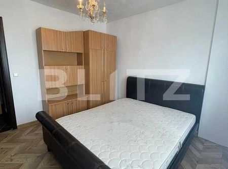 Apartament 3 camere, decomandat, 70 mp, zona strazii Fabricii - Fotografie 2