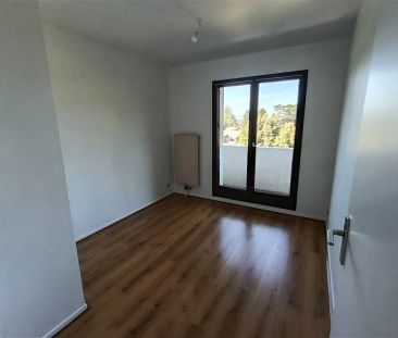 Location appartement 3 pièces - 62m² à La motte-servolex (73290) - Photo 2
