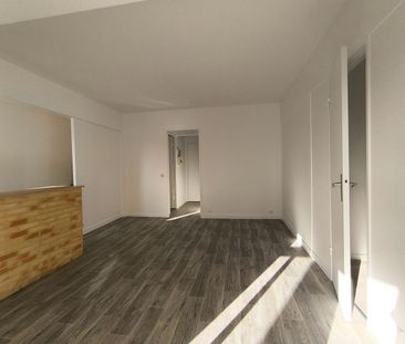 Location Appartement 1 pièce 32m² - Photo 3