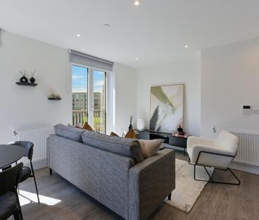 2 bedroom flat to rent - Photo 2