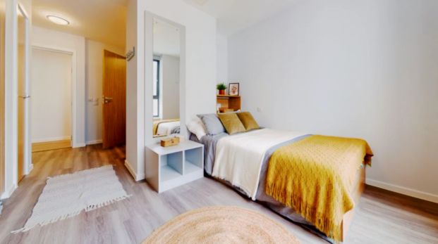 Bronze Studio - Photo 1