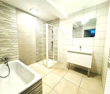 Location Appartement 4 pièces 90m² HAUCOURT MOULAINE 54860 - Photo 4