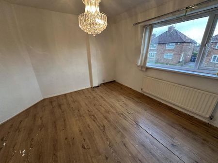 2 bedroom end of terrace house to rent - Photo 2