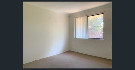FULLY RENOVATED UNIT - BANKSTOWN CENTRO AT YOUR DOORSTEP! - Photo 5