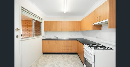 Spacious 2-Bedroom Unit in Prime Coorparoo Location - Photo 5