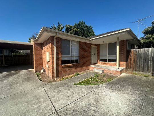 2/1 Bevan Avenue - Photo 1