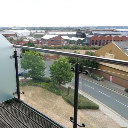 2 bedroom apartment to rent - Photo 4