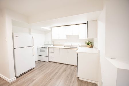 For Lease - 235 Pleasant Avenue Unit# Basement, Toronto, Ontario - Photo 2