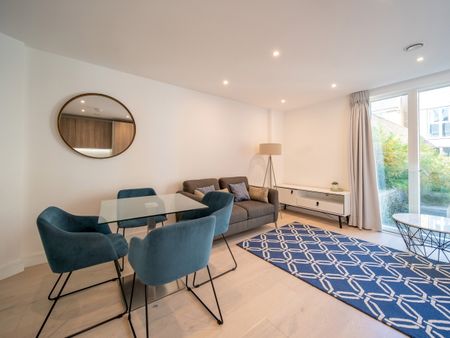 2 bedroom flat to rent - Photo 3