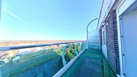 1 bedroom penthouse to rent - Photo 5