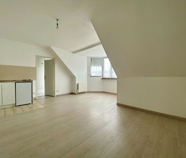 Location Appartement 1 pièce 23m² - Photo 2