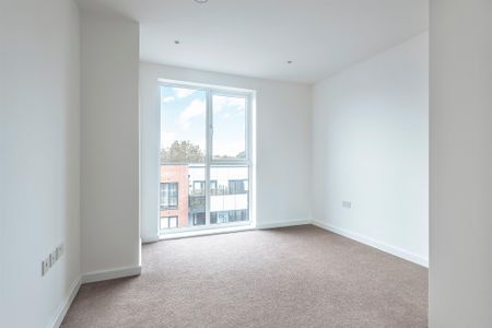 Reynard Mills, Brentford, Reynard Way - Photo 2