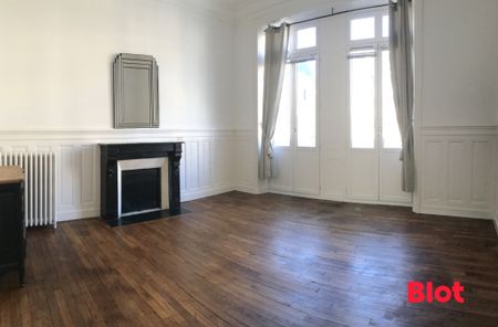 Location Appartement 4 pièces 92m² RENNES 35000 - Photo 4