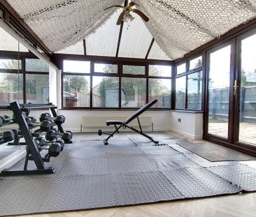 3 bedroom semi-detached house to rent - Photo 5