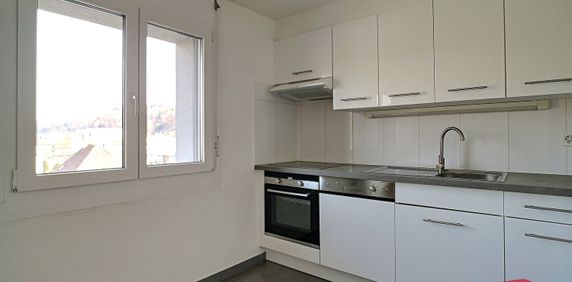 2.5 Zimmerwohnung in Flamatt ! - Photo 2