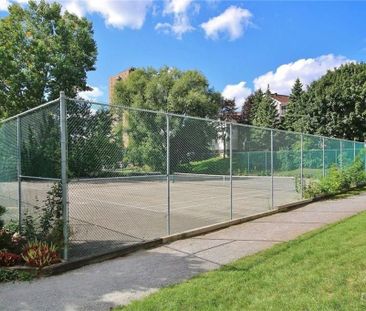 For Lease - 260 Brittany Drive Unit# 200, Manor Park - Cardinal Gle... - Photo 4