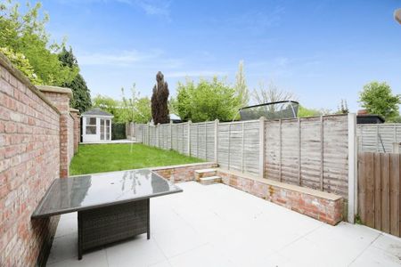 2 bedroom semi-detached house to rent - Photo 4