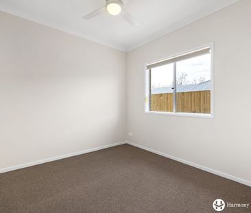 Brand new family home is available now for rent - Photo 6