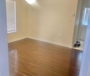 For Lease - 39 Bloom Drive, Brampton, Ontario - Photo 3