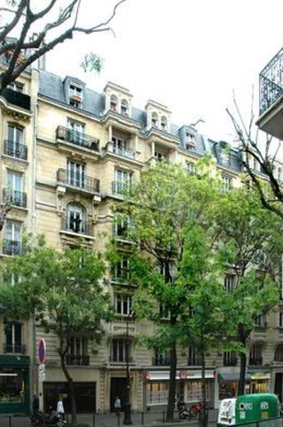 location Appartement T4 DE 101.9m² À PARIS - Photo 4