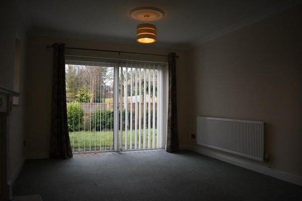 4 bedroom detached house to rent - Photo 1