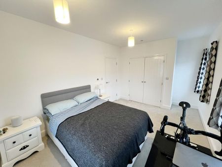 2 bedroom semi-detached house to rent - Photo 5