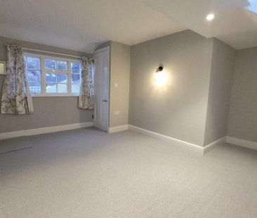 River View, Enfield - Photo 4