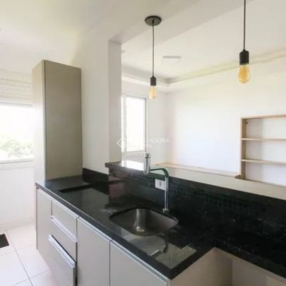 Apartamento com 2 quartos e 50m² para alugar em Marechal Rondon, Canoas. - Foto 1