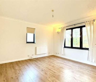 Othello Grove, Warfield, Berkshire, RG42 - Photo 6