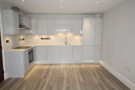 Crownleigh Court, Hart Street, Brentwood - Photo 5