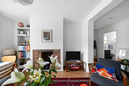 Beecholme Estate, Prout Road, London, E5 9NS - Photo 2