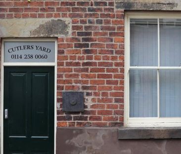 Studio to rent - Photo 3