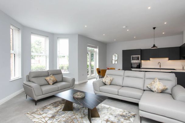 Apartment 2 Hazelbank House, 4 - Photo 1