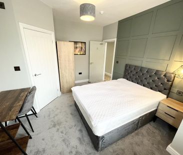 1 bedroom in a house share to rent - Photo 1
