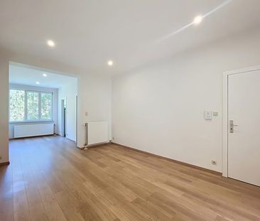 Appartement te huur - foto 3