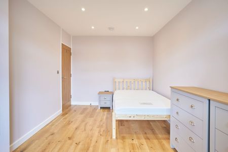 538 Fellows Court – Room 5 - Photo 2