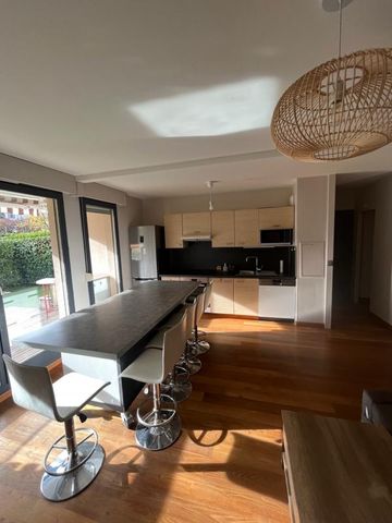 Location Appartement 2 pièces Meublé 51m² CALUIRE ET CUIRE 69300 - Photo 4