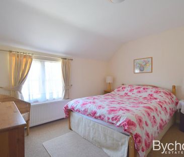 3 bedroom end of terrace house to rent - Photo 4