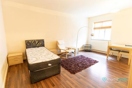 Studio to rent - Photo 4