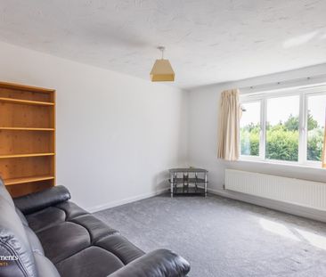 Creswell Place, Cawston, Rugby - Photo 2