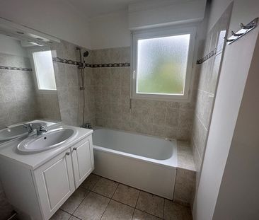 Location Appartement 3 pièces 66m² - Photo 4