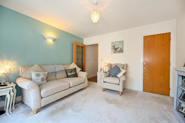 2 bedroom house to rent - Photo 1